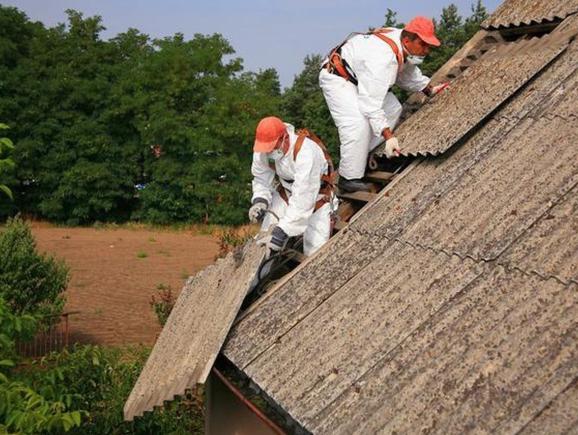 Usuwanie azbestu z gospodarstw rolnych