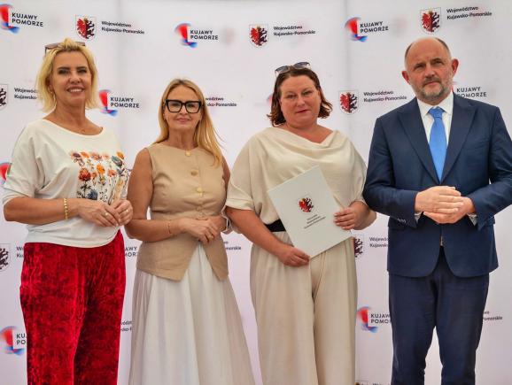 Nowe ogrodzenie boiska piłkarskiego w Przysiersku. Gmina Bukowiec pozyskała dofinansowanie
