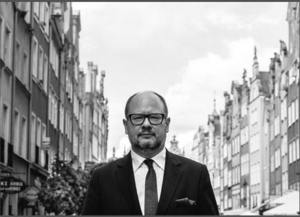 Paweł Adamowicz