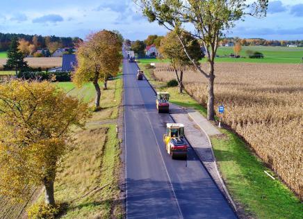 Kolejny odcinek drogi wojewódzkiej nr 240 w remoncie