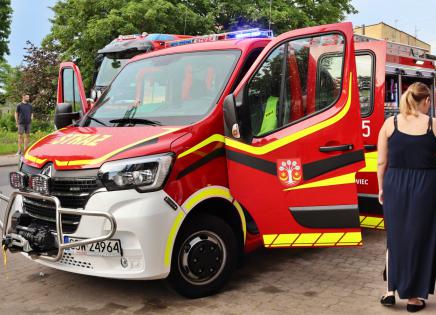 Lekki samochód ratowniczo-gaśniczy dla OSP Bukowiec