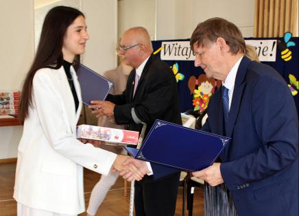 Najlepsi uczniowie w gminie Bukowiec wyróżnieni przez samorząd