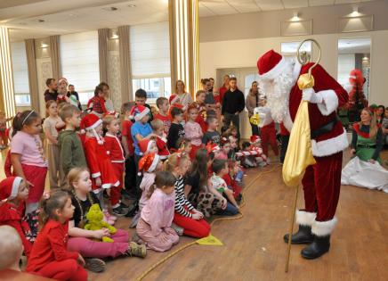 Mikołajki i kiermasz bożonarodzeniowy. Święta coraz bliżej