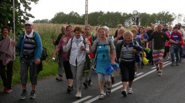 Piesza Pilegrzymka na Jasną Górę 2016 - Przystanek w Polednie - Parafia Polskie Łąki