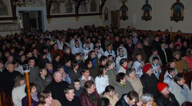 Konsekracja ołtarza w kościele p.w. św. Bartłomieja w Polskich Łąkach 2011