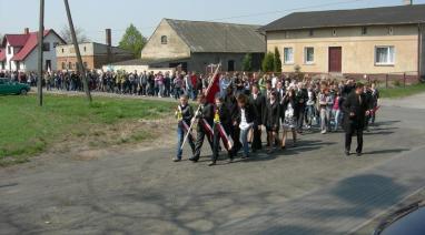 Uczczenie beatyfikacji Jana Pawła II - Parafia Polskie Łąki