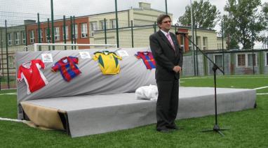 Uroczyste otwarcie kompleksu „Orlik 2012” w Przysiersku 2011