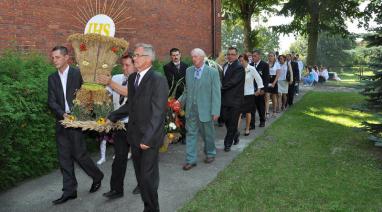 Dożynki parafialne 2011 - Parafia Polskie Łąki