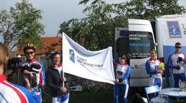 O funduszach europejskich na rowerach 2012