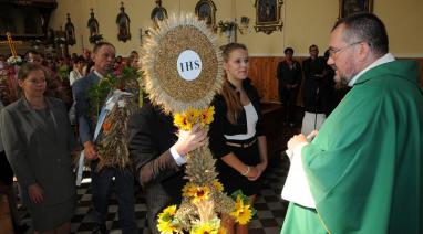 Dożynki parafialne 2012 - Parafia Polskie Łąki