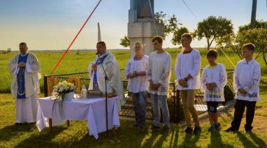 Nabożeństwo majowe 2016 - Parafia Polskie Łąki 