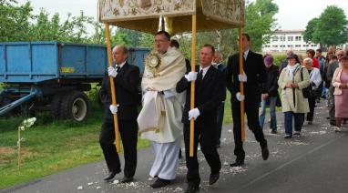 Boże Ciało 2016 - Parafia Polskie Łąki