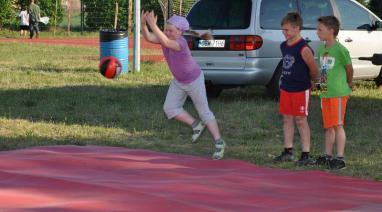 Czas rodzinnych pikników i zabaw 2016