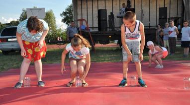 Czas rodzinnych pikników i zabaw 2016