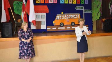 W progu szkoły u progu nowego roku szkolnego 2020