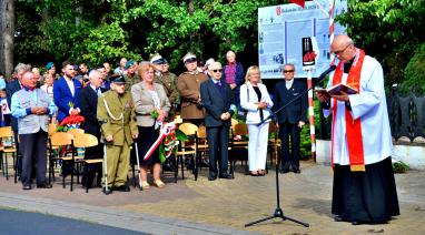 Pamiętamy o bohaterach. Obchody walk 16. Pułku Ułanów Wielkopolskich pod Bukowcem 2021