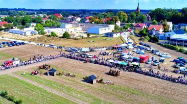 Pamiętamy o bohaterach. Obchody walk 16. Pułku Ułanów Wielkopolskich pod Bukowcem 2021