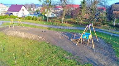 Kształtowanie przestrzeni na terenie parku w Bukowcu 2021
