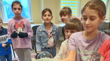 Dzieci nie mogą narzekać na nudę. Biblioteka w Bukowcu przygotowała atrakcje na ferie 2024