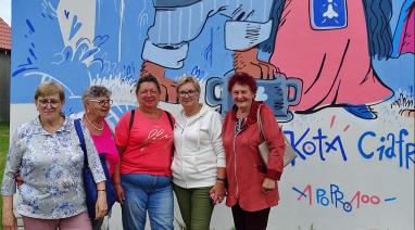 Kolejna wycieczka seniorów z Bukowca. Tym razem odwiedzili kociewską osadę  2024