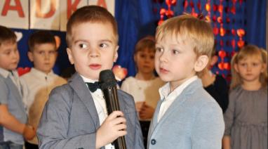Dzień Babci i Dziadka w przedszkolu w Bukowcu. Fotorelacja z uroczystości 2025