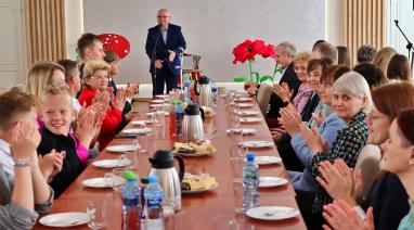 Wyróżnienia dla najlepszych uczniów. Samorząd z Bukowca nagrodził prymusów 2025